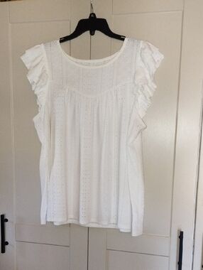 Maurices White Eyelet Ruffle Sleeve Blouse